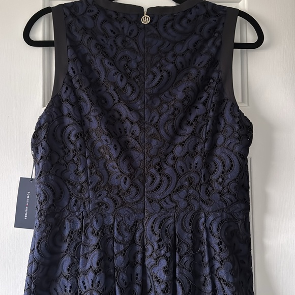 Brand new Tommy Hillfiger dress in lace - Picture 4 of 8